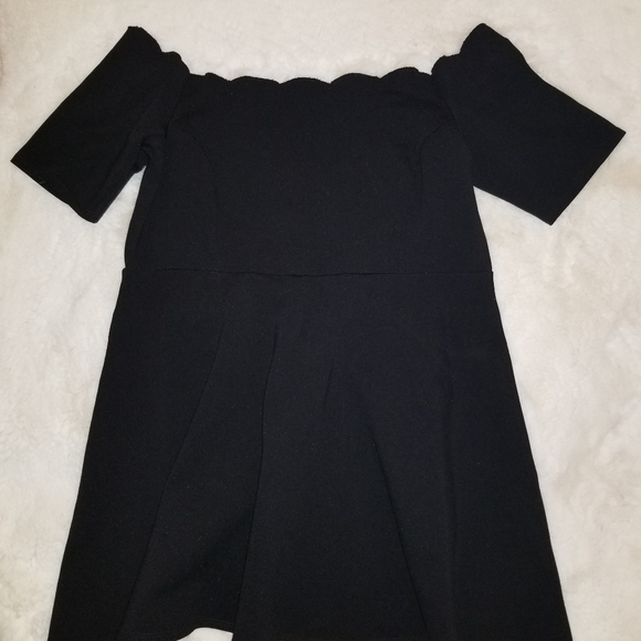 Black Off Shoulder Scallop Ponte Dress Size XL - Picture 2 of 3